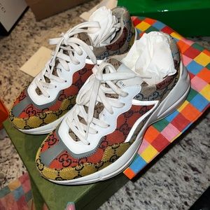 Authentic Gucci sneaker